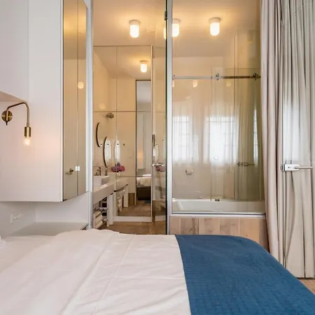 Ah Design Luxury Apartman *