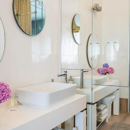 Ah Design Luxury أوباتيا